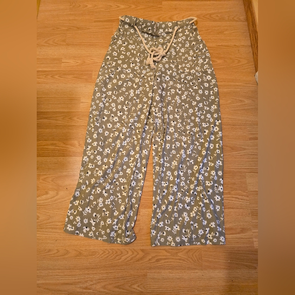 Ardene Beige Floral Pants with Rope Belt